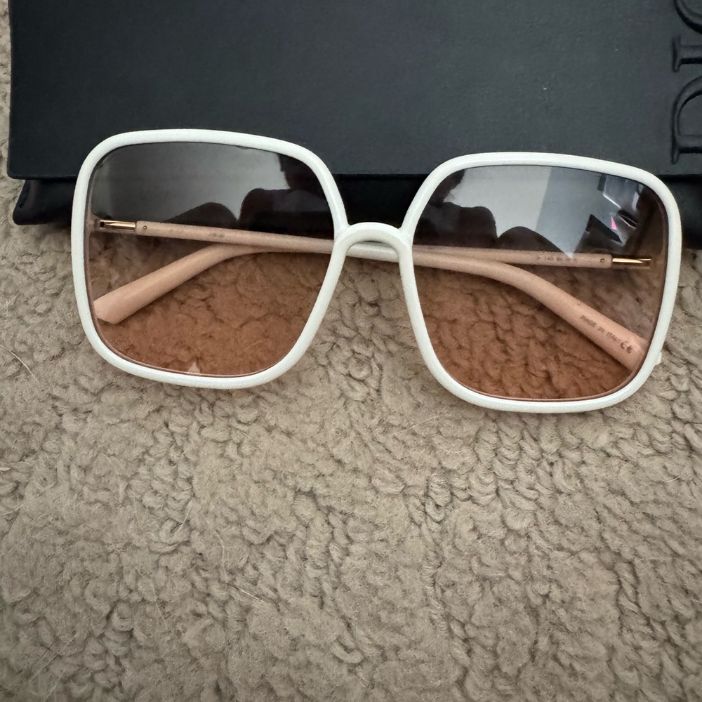 Dior vintage cream/gold Square Sunglasses - Picture 2 of 6